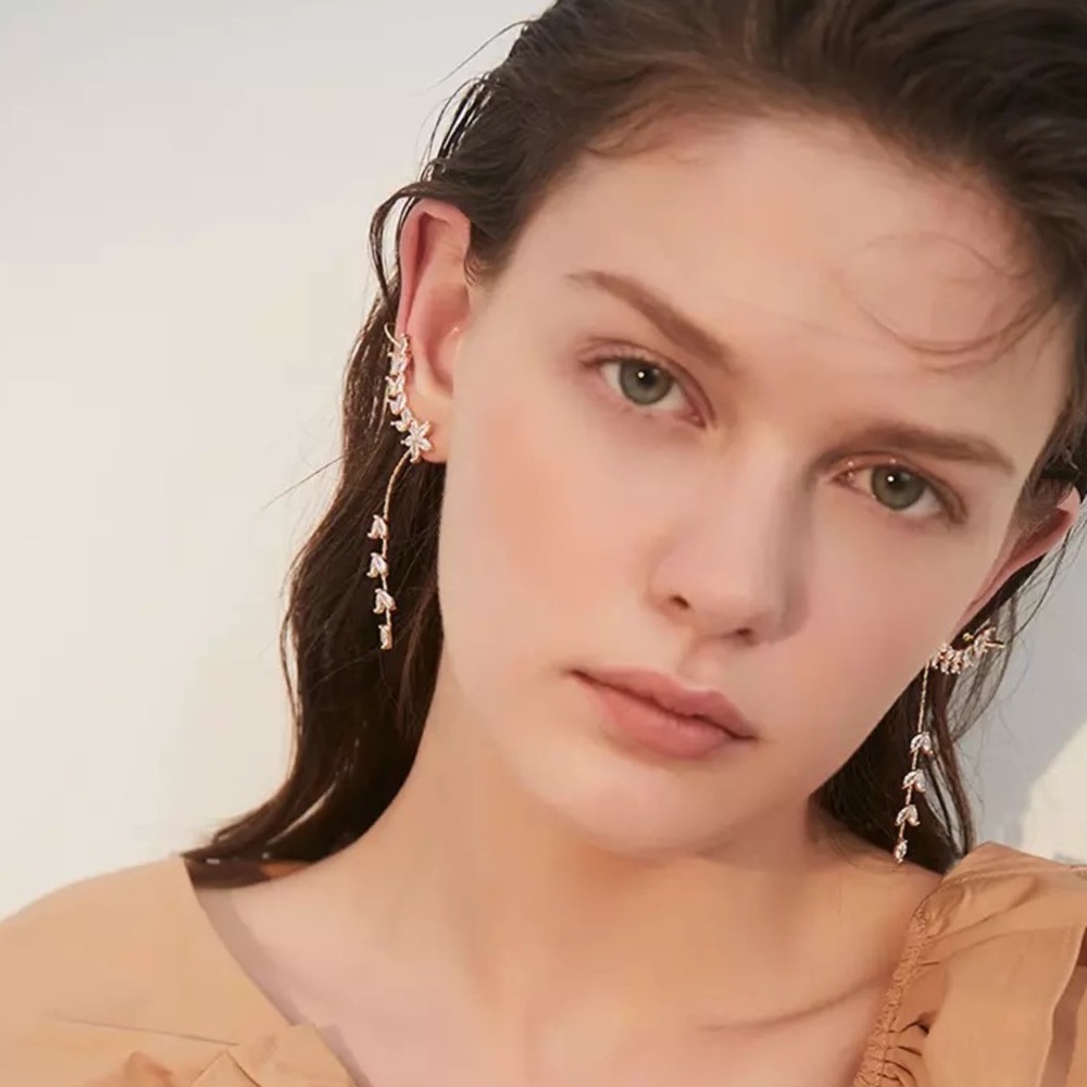 Gold Crystal Flower Ear Cuff Dangle Earring - Picture 4 of 11